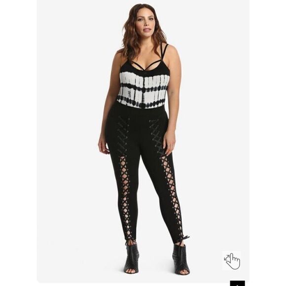 Torrid premium leggings/Premium Ponte Lace-Up Pixie Pant - Black 2xl 2 xxl - Picture 1 of 7